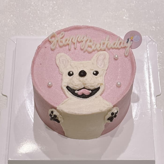粉色蛋糕是要給奶油法鬥的蛋糕
